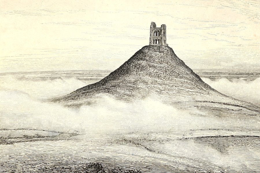 La collina di Glastonbury Tor con la torre di San Michele