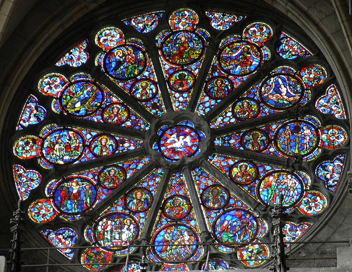iconografia nel rosone della cattedrale di Lione