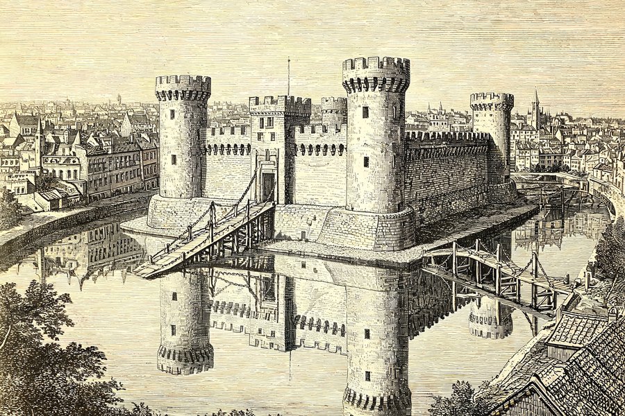 Il Castello Estense di Ferrara con il fossato