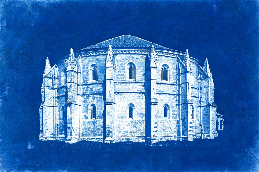 Le absidi e i contrafforti esterni dell'abbazia di Fossanova: gotico cistercense austero senza arcate rampanti