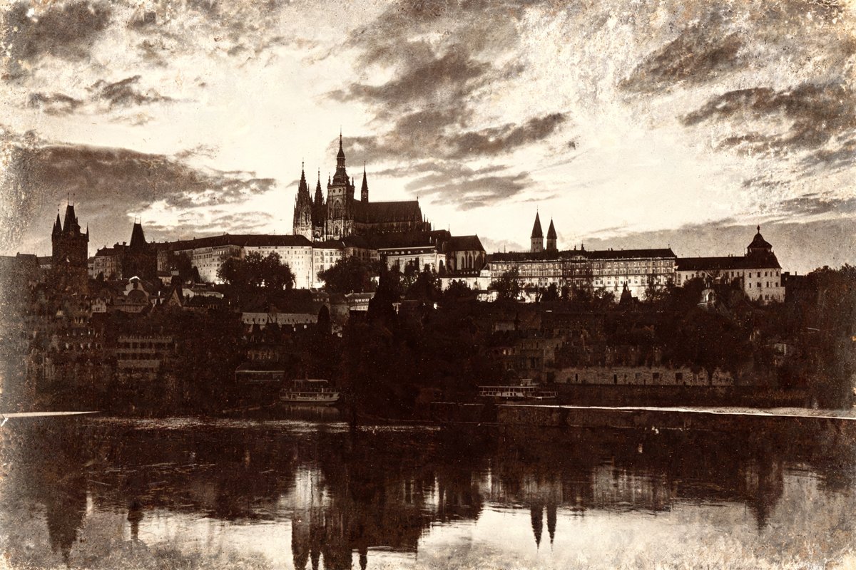 Praga gotica: la città delle cento torri medievali