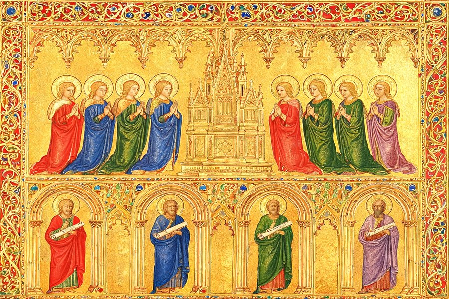 Maestà di Santa Trinita di Cimabue, monumentale pala d'altare con angeli e profeti su fondo oro
