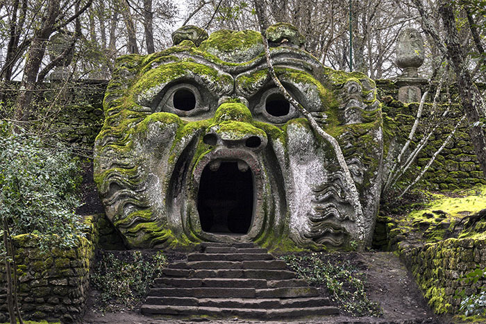 bocca del mascherone bomarzo