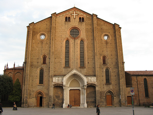 Facciata di San Francesco a Bologna