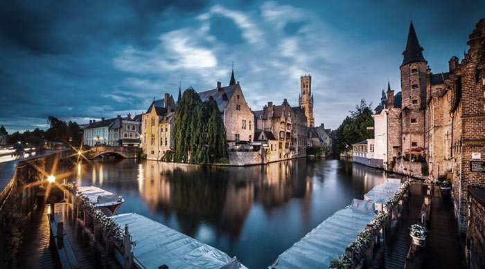 Bruge in Belgio ricca di architettura gotica