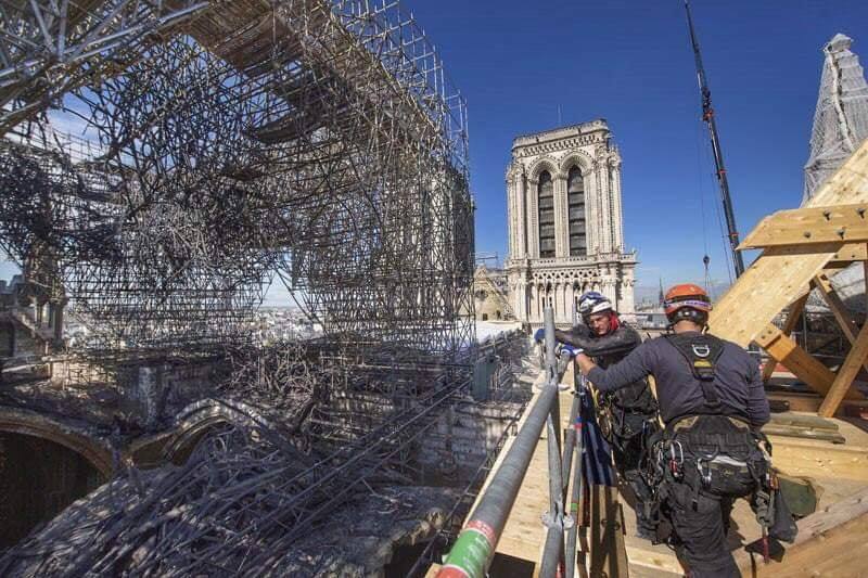 Tetto di Notre Dame di Parigi in fase di restauro