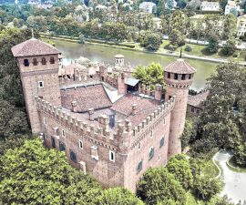 vista dall'alto del borgo medievale di Torino