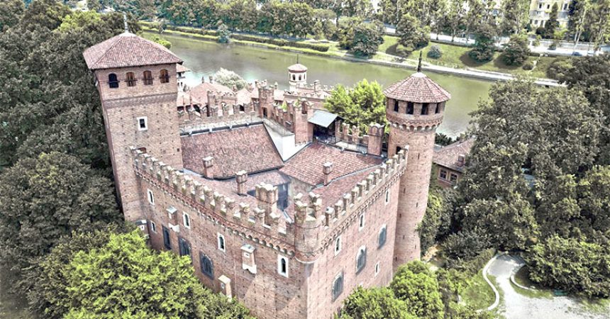 vista dall'alto del borgo medievale di Torino