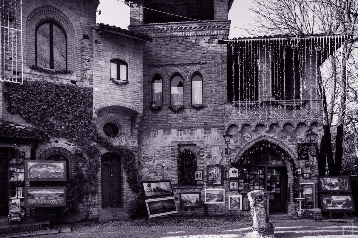 Negozi del borgo medioevale di Grazzano Visconti