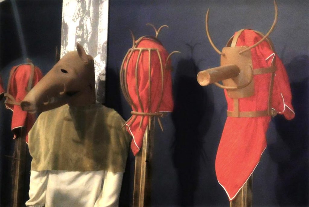 Maschere di ferro al Museo delle torture di Grazzano Visconti